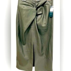 Women’s faux leather skirt